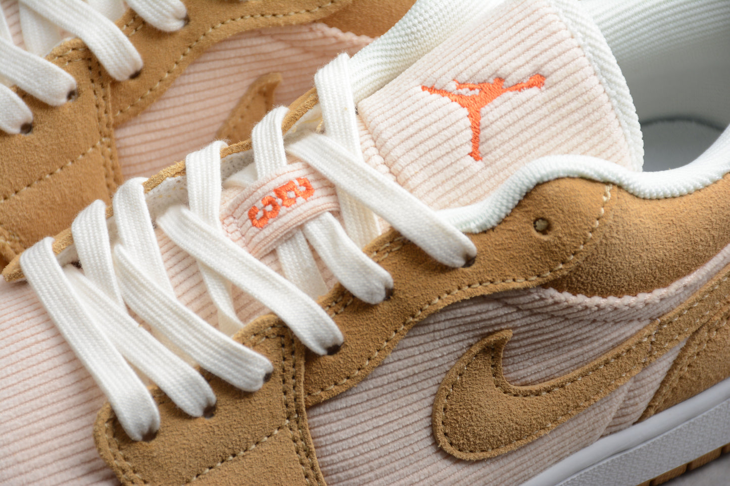 Air Jordan 1 Low SE "Twine" (Corduroy)