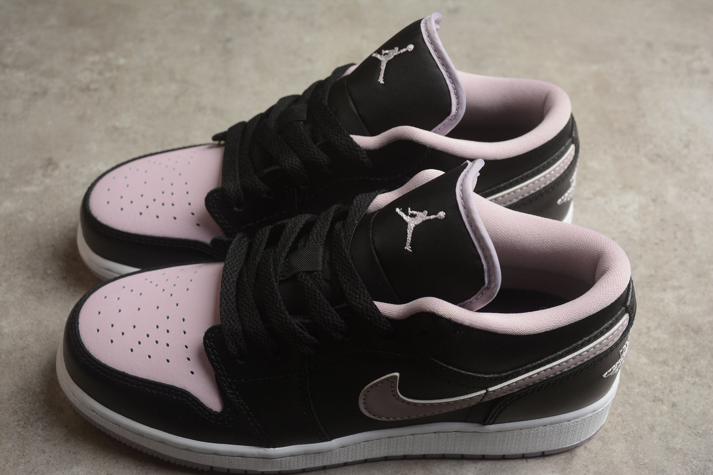 Air Jordan 1 Low SE ‘Black Iced Lilac’ - Best Reps Website 2025