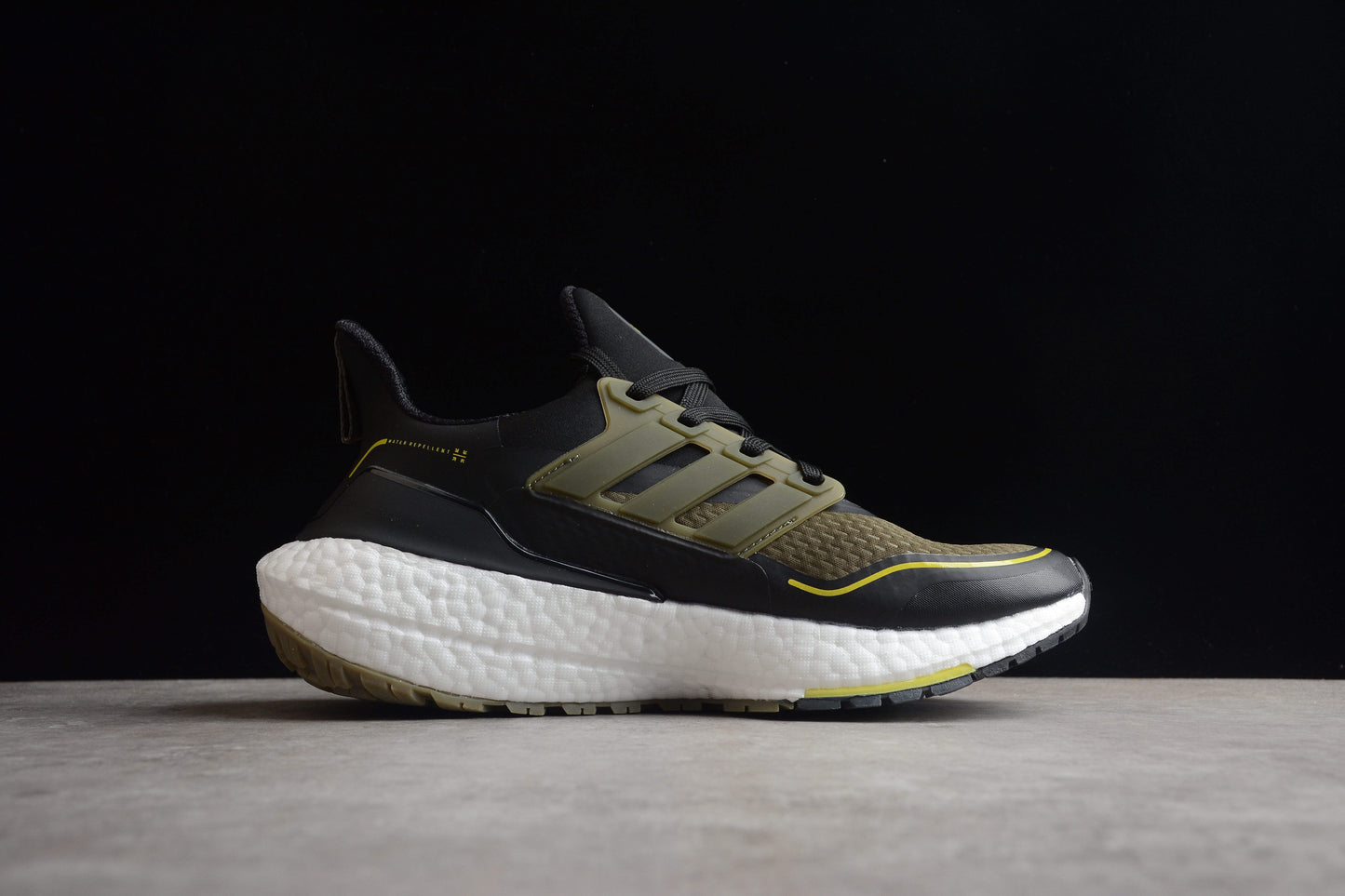 Adidas Ultraboost 21 COLD.RDY Running Shoes Black/Green
