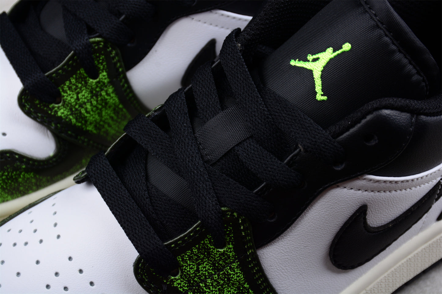 Nike Air Jordan 1 Low SE GS Black/Green DO8244-003 - Best Reps Website 2025