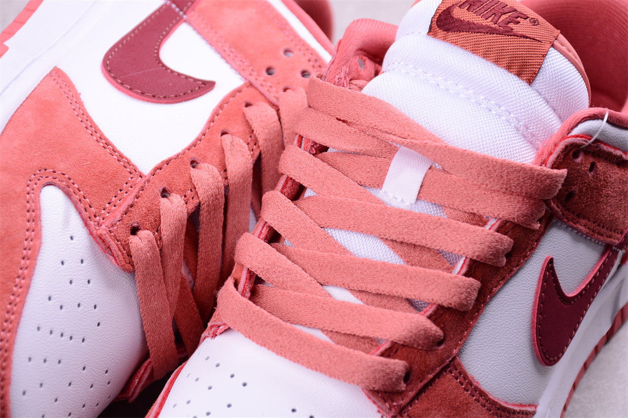 Nike SB Dunk Low Retro "Valentine's Day 2024"