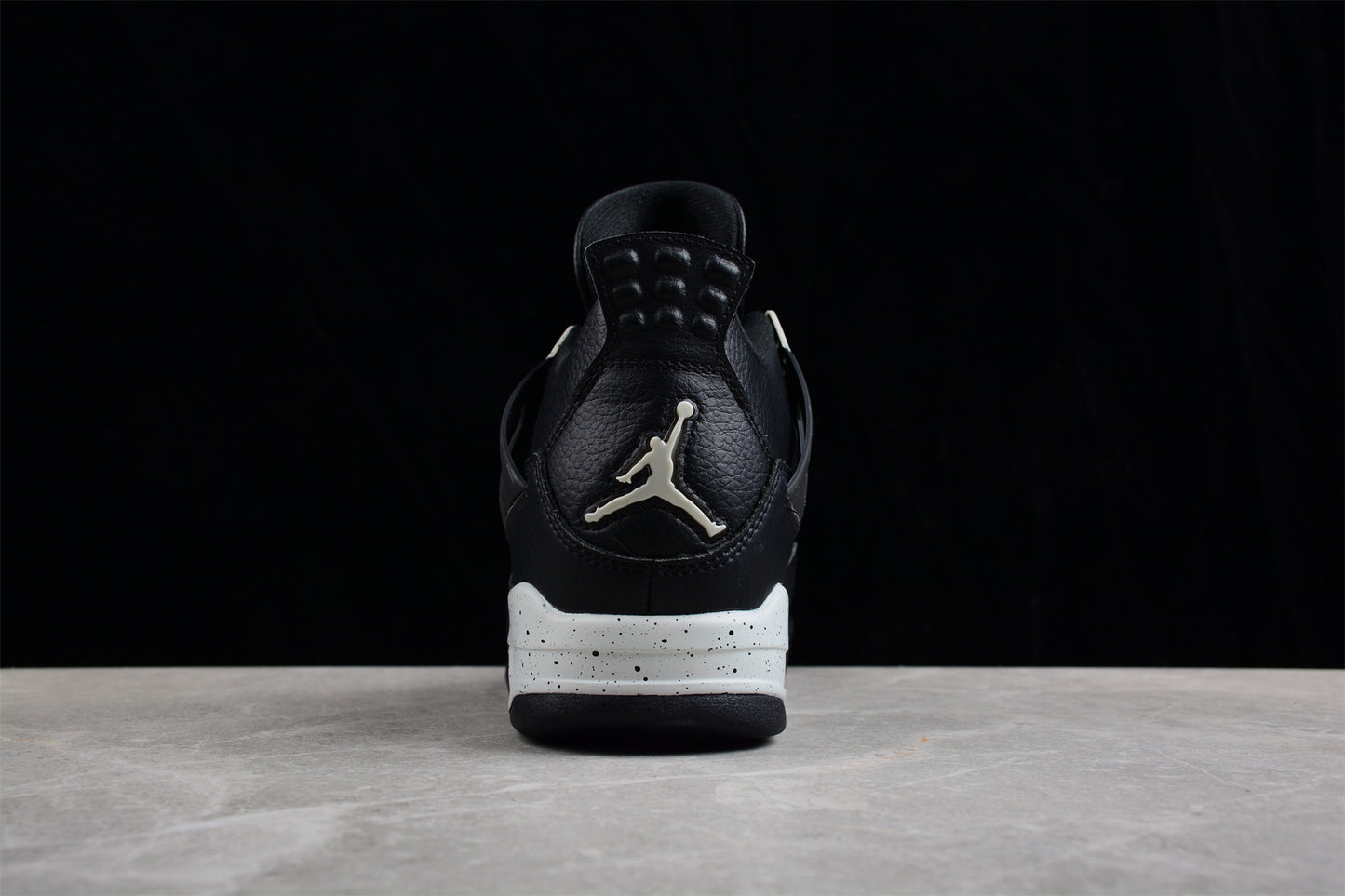 Air Jordan 4 Retro GS "Oreo" - Best Reps Website 2025