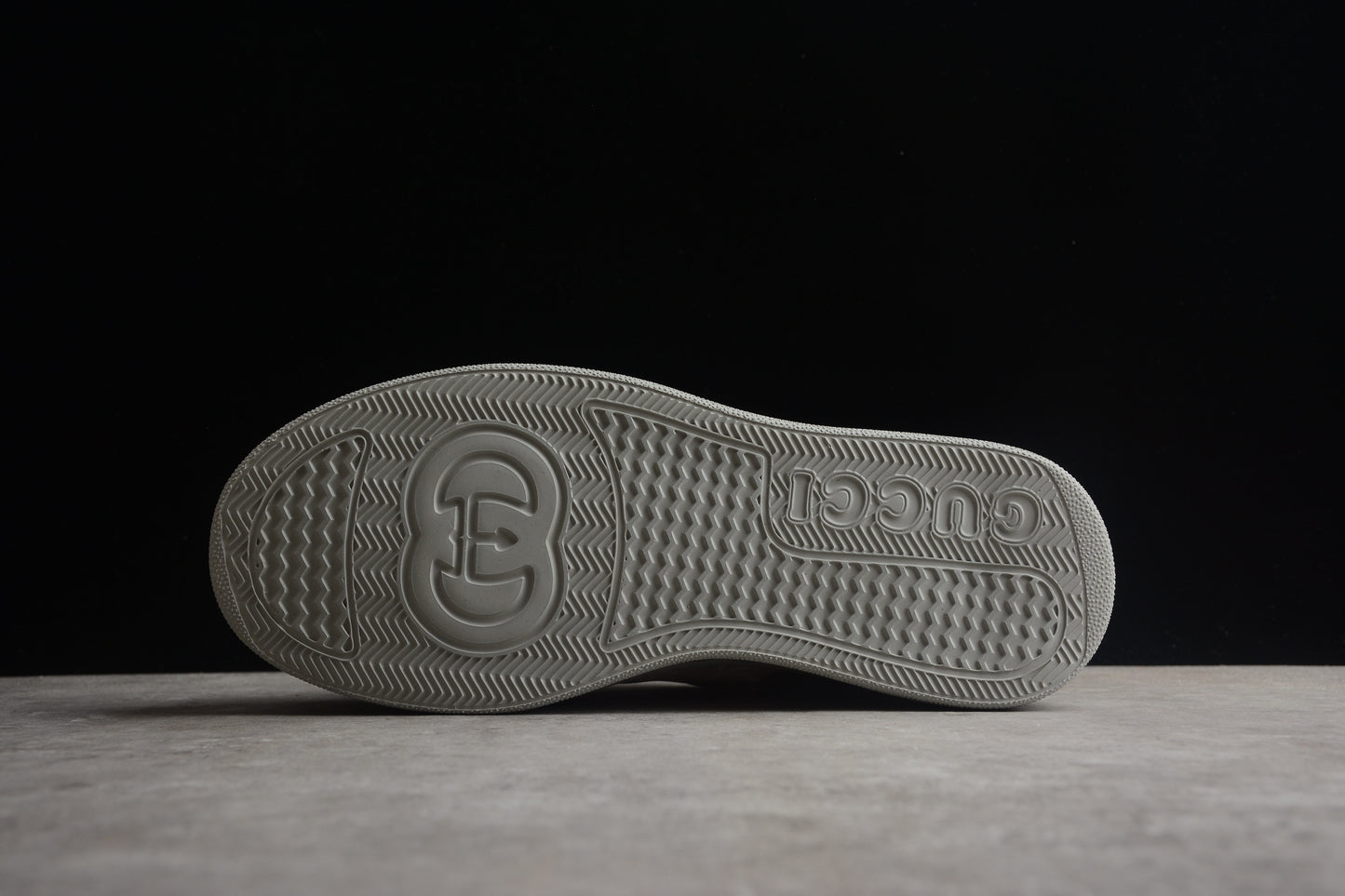 Gucci GG Supreme Sneakers - Best Reps Website 2025