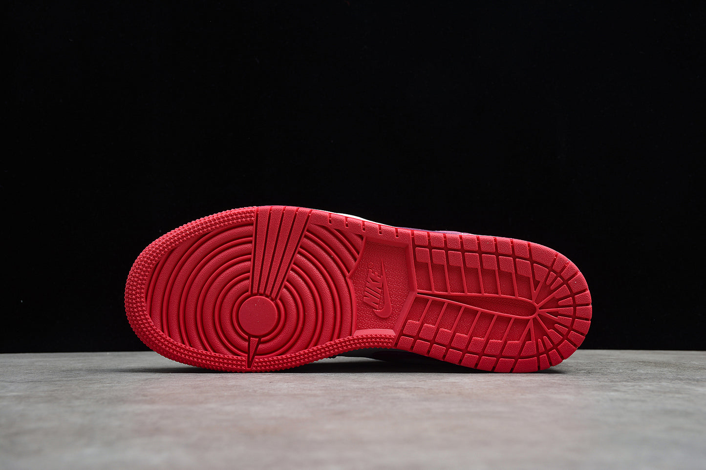Nike Air Jordan 1 Low GS "White True Berry"