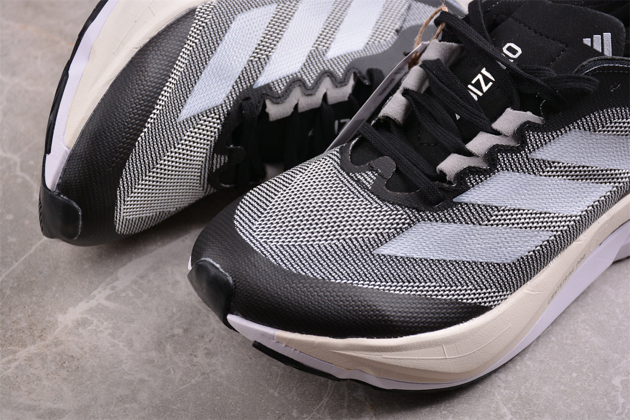 Adidas Adizero Boston 12 Low in Black/White