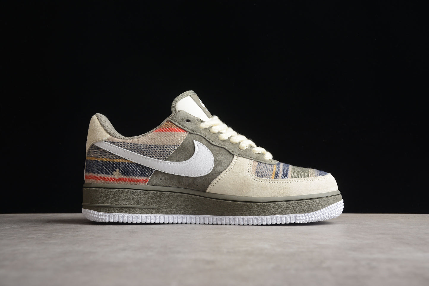 Air Force 1 '07 Low "Cargidan (Dot Perfect) DK Grey"