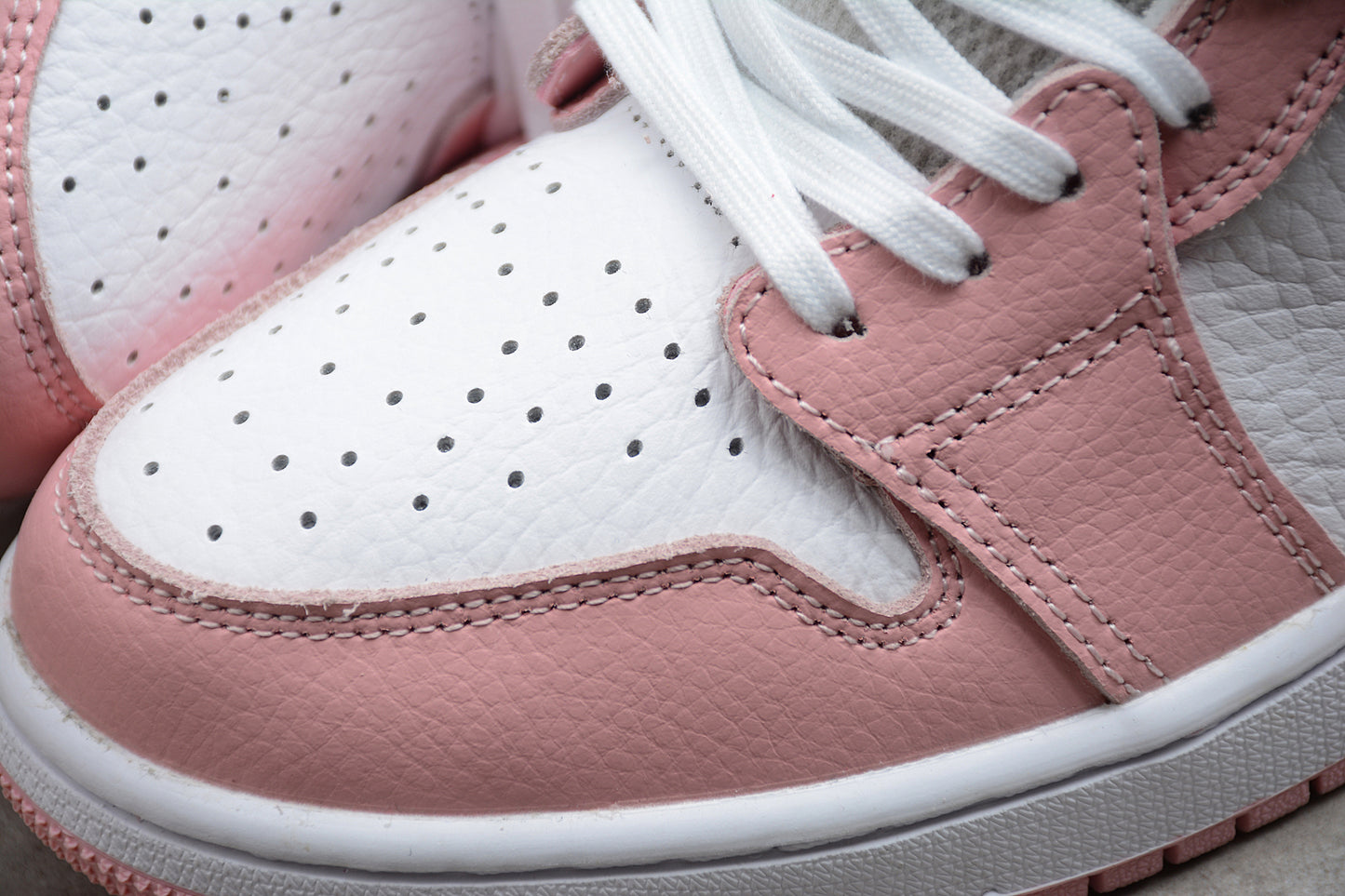 Air Jordan 1 High Zoom Air CMFT "Pink Glaze" (W)