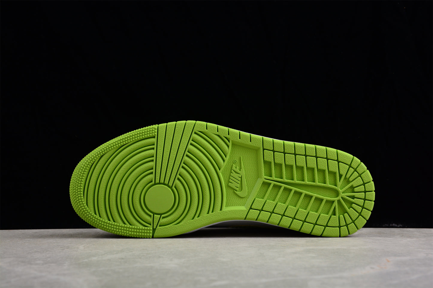 Nike Air Jordan 1 Mid SE "Green Python" - Best Reps Website 2025
