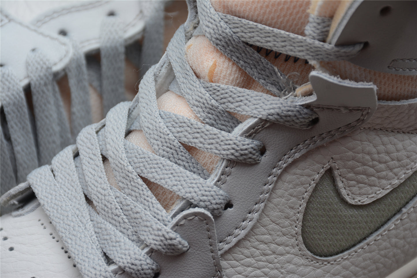 Air Jordan 1 Zoom Comfort "London"
