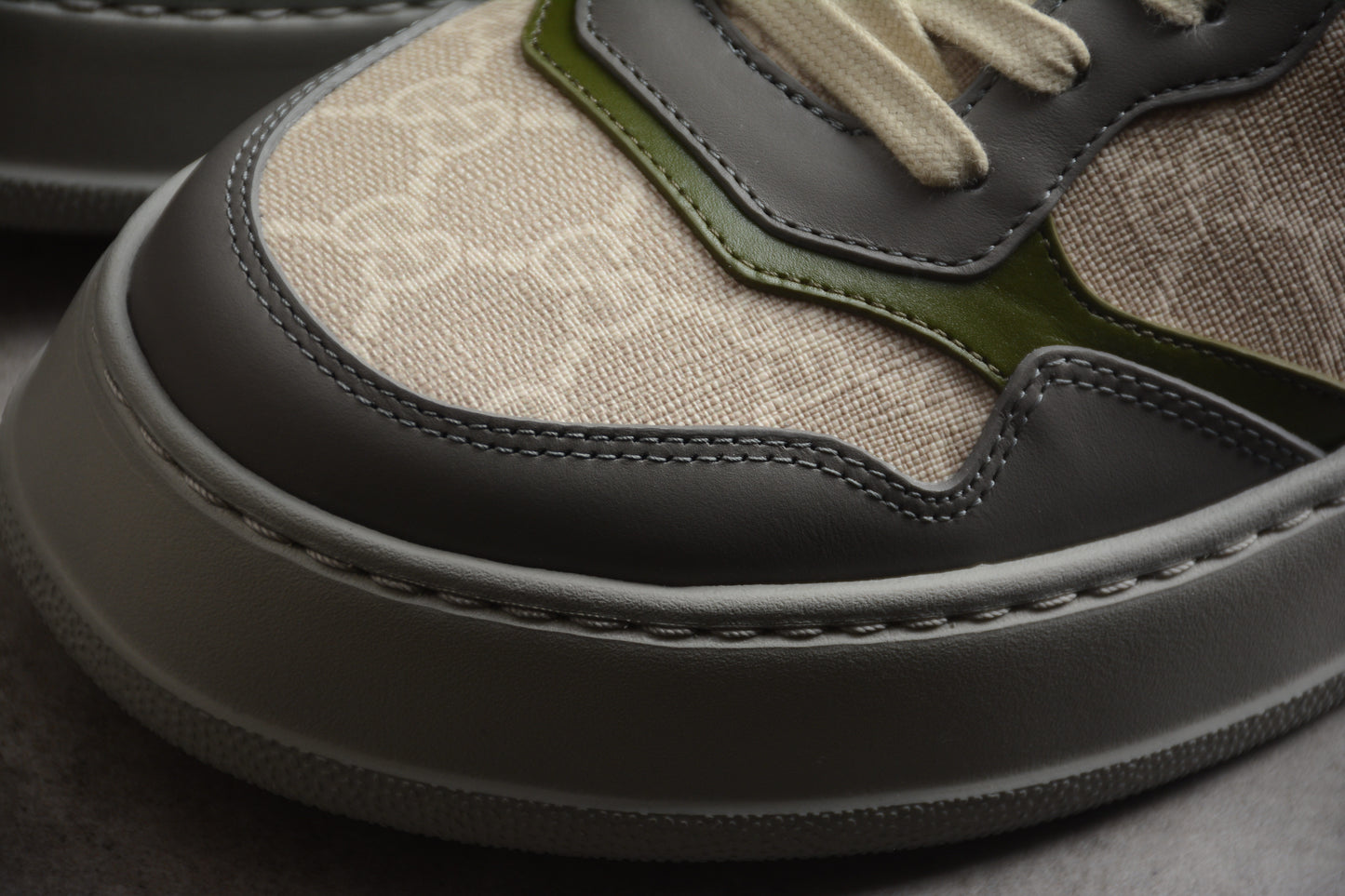 Gucci GG Supreme Sneakers - Best Reps Website 2025