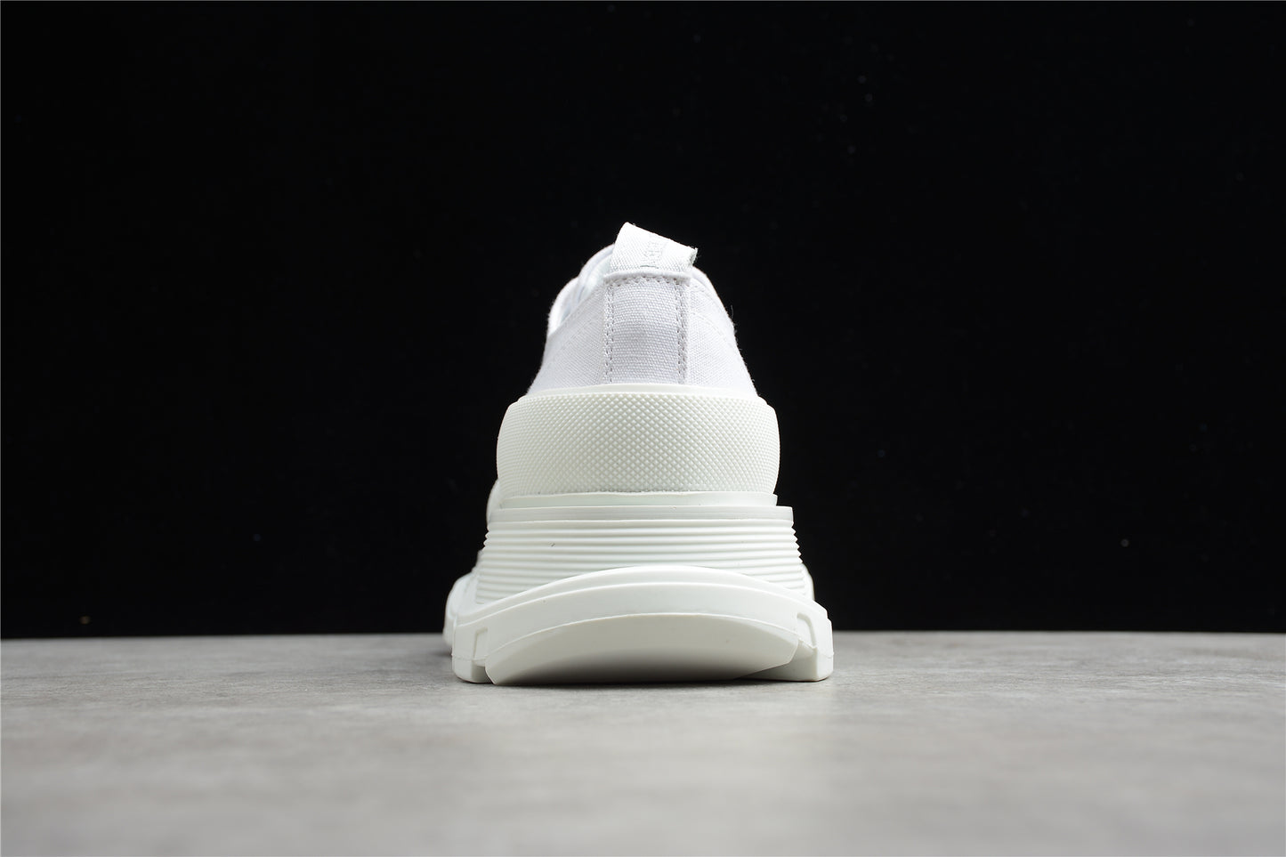 Alexander McQueen Tread Slick Low Lace-Up in White - Best Reps Website 2025