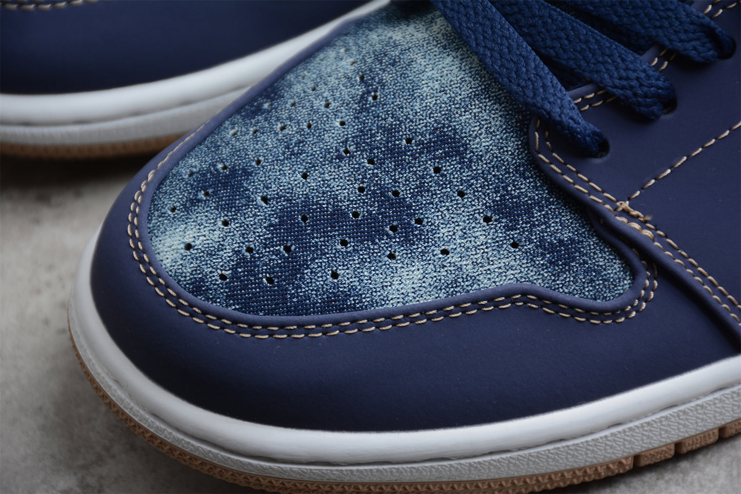 Air Jordan 1 Low SE 'Denim'