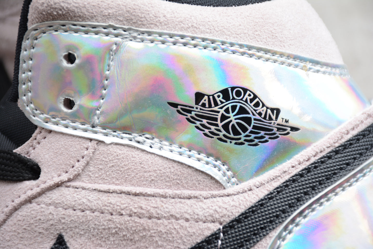 Air Jordan 1 Mid "Iridescent" - Best Reps Website 2025