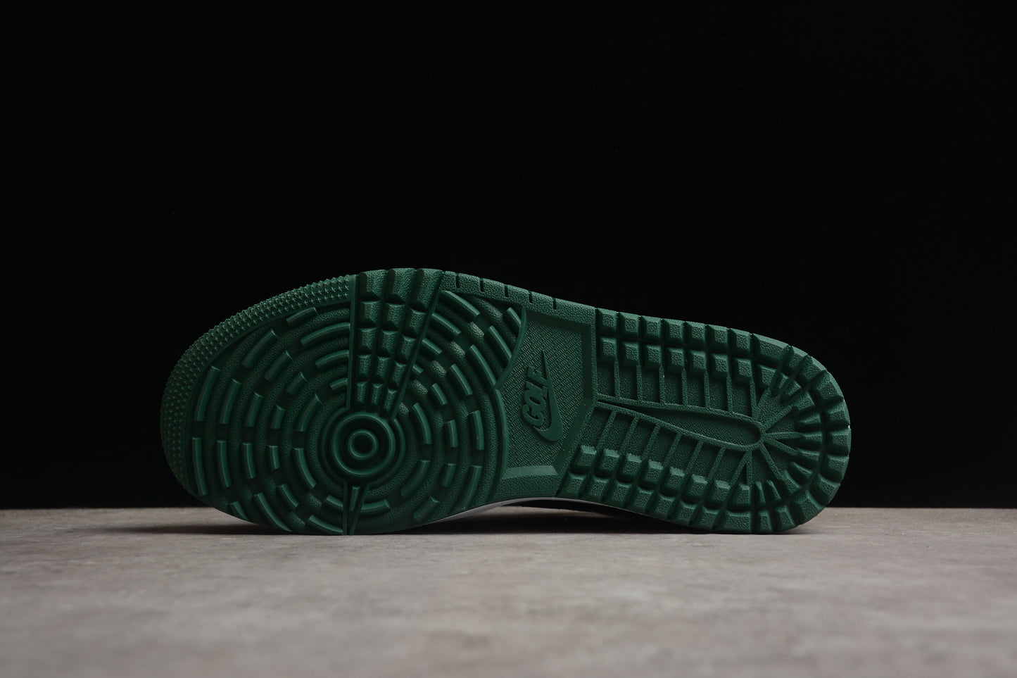 Air Jordan 1 Low Golf "Noble Green"