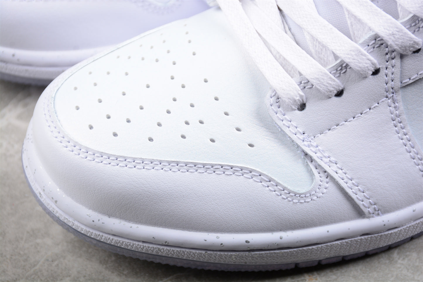 Air Jordan 1 Low "Dare To Fly"