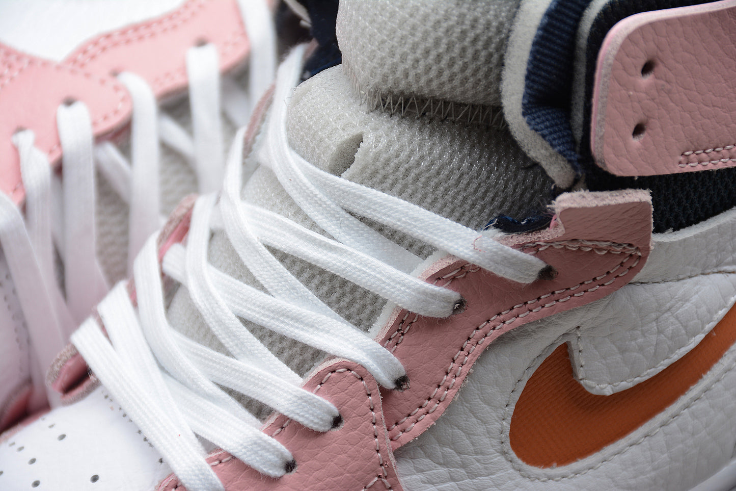 Air Jordan 1 High Zoom Air CMFT "Pink Glaze" (W)