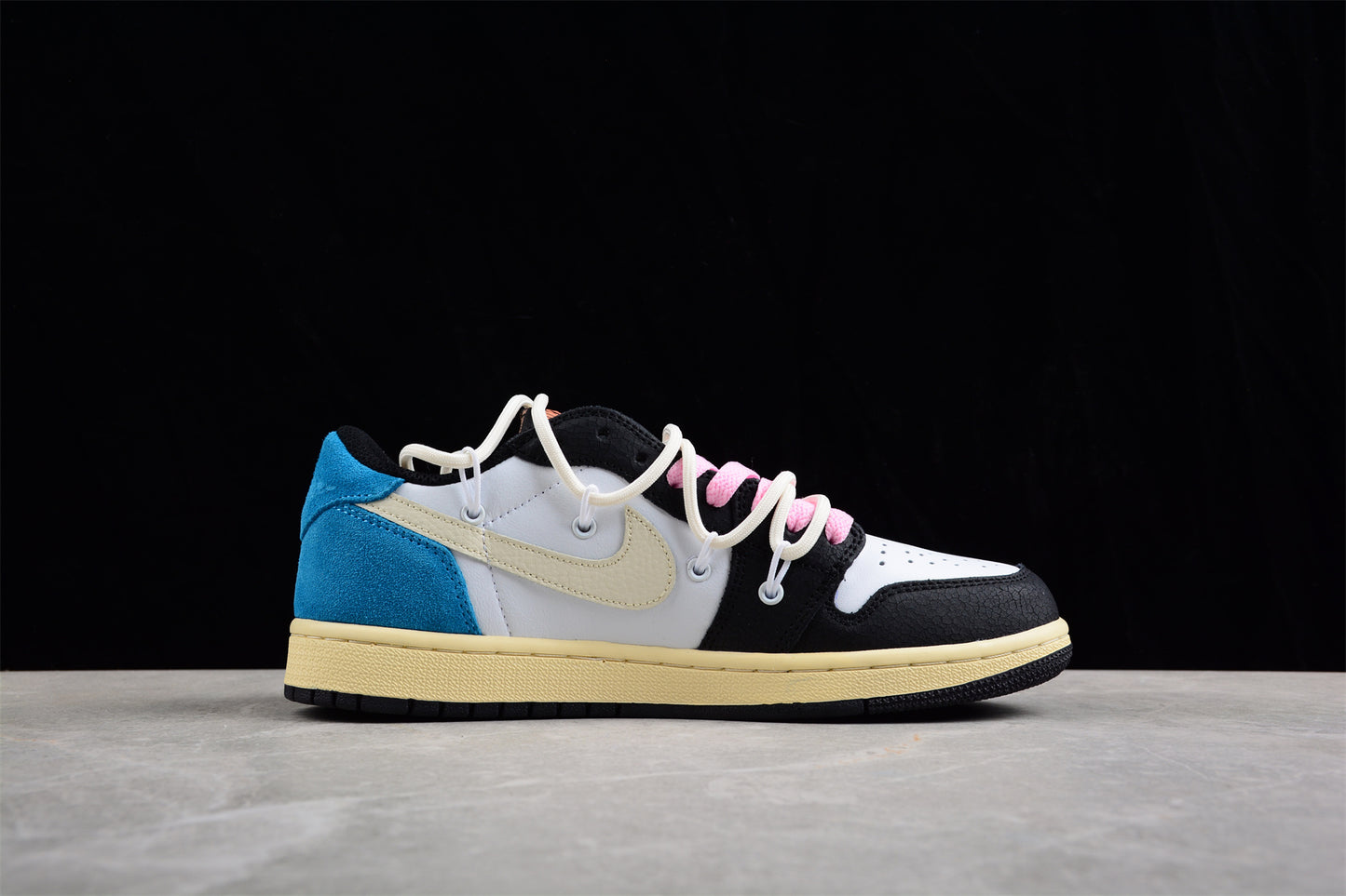 Nike Air Jordan 1 Low GS"White/Black/Pink" 553558-062 - Best Reps Website 2025