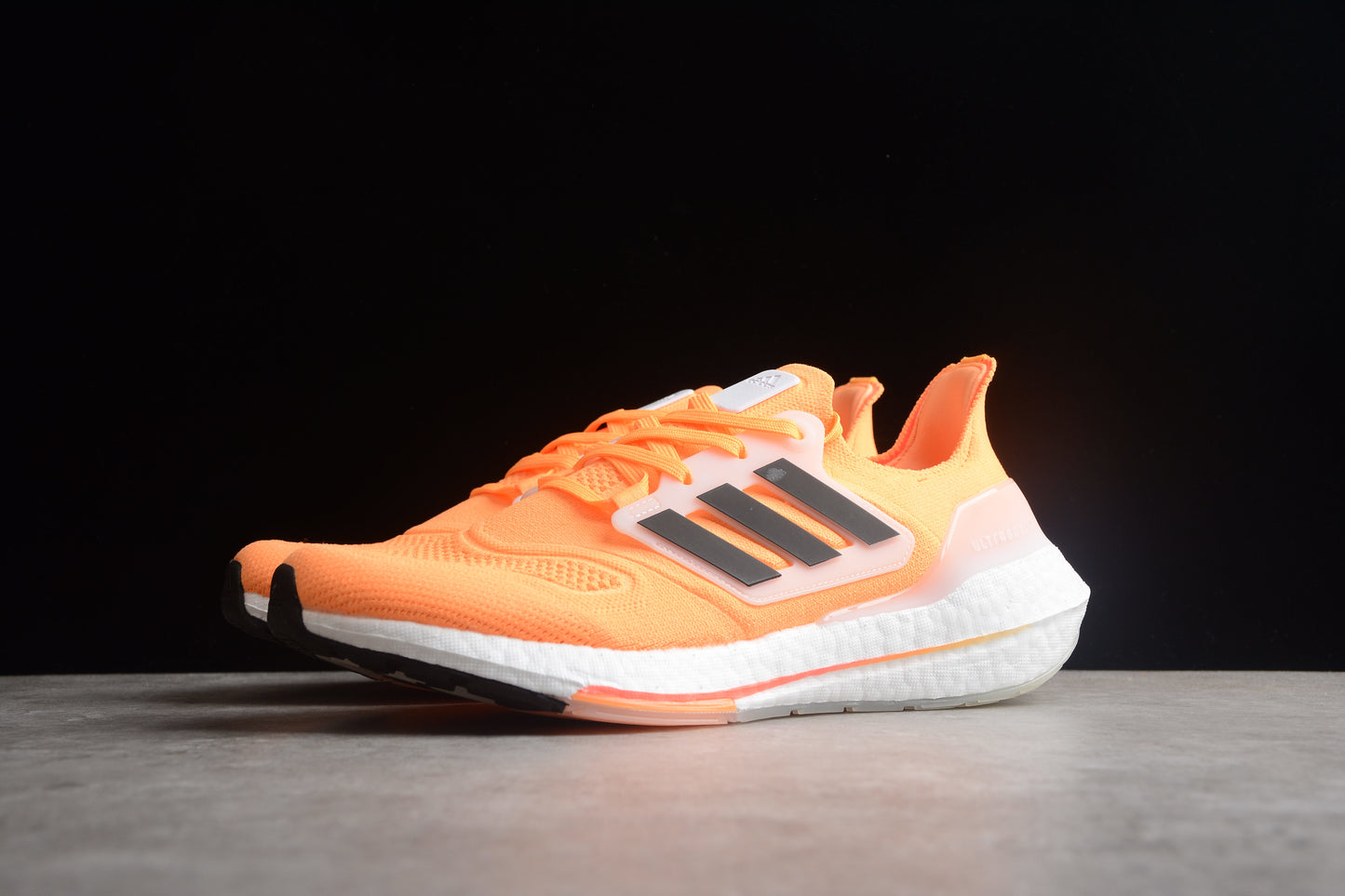adidas UltraBoost 22 ‘Flash Orange’ .