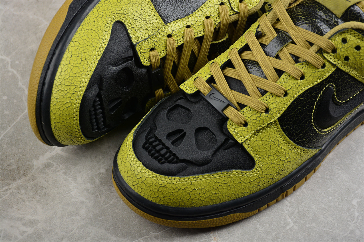 Nike SB Dunk Low "Halloween"