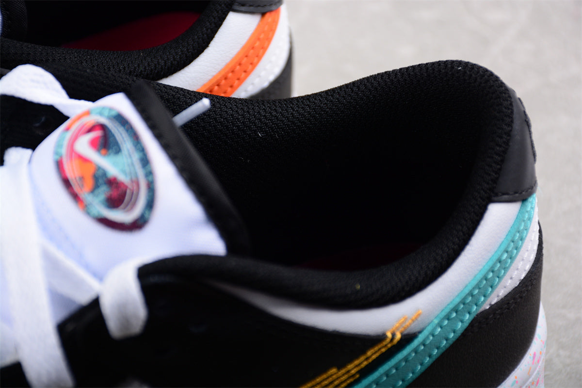 Nike Dunk Low "Lunar New Year"