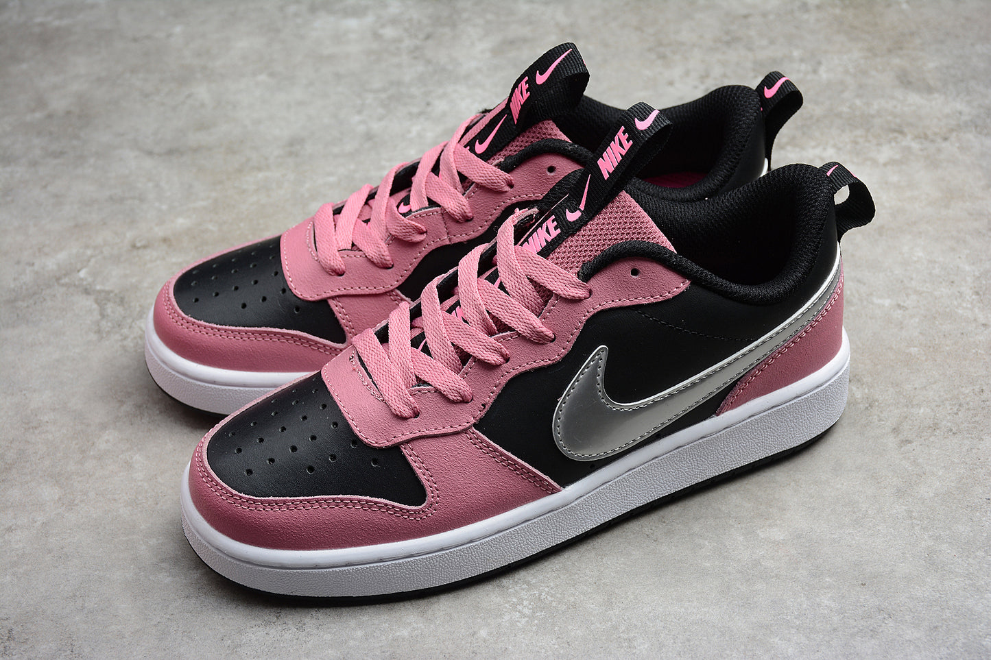 Nike Court Borough Low 2 SE "Desert Berry"