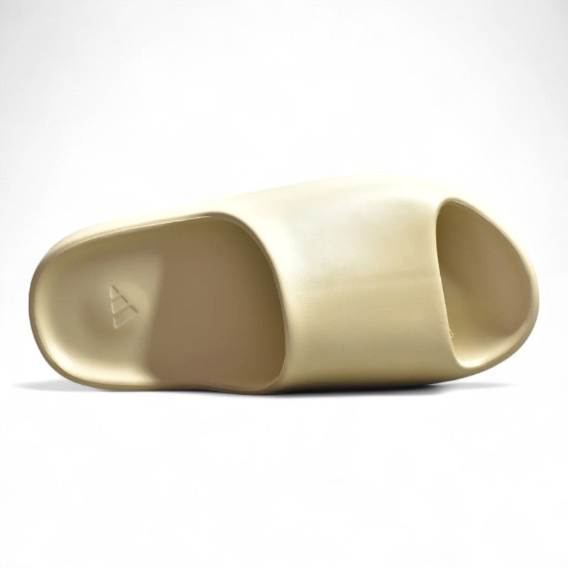 Yeezy Slide 'Bone'