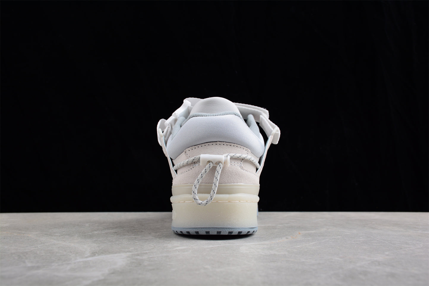  adidas Forum Low x Bad Bunny "Last Forum" 