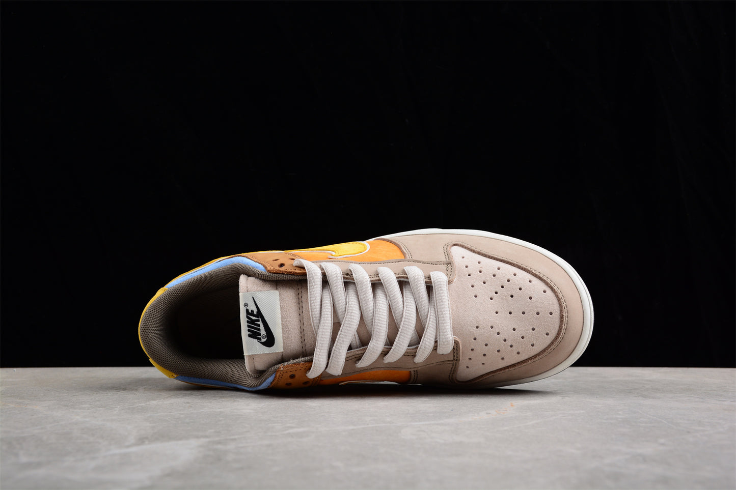 Otomo Katsuhiro x Nike SB Dunk Low "Coffee/Light Brown"