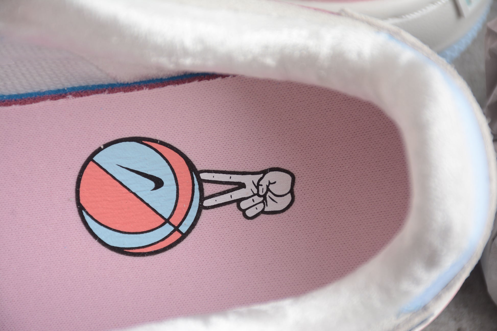Nike Air Force 1 Low Shadow 'Hoops - Medium Soft Pink' (W)