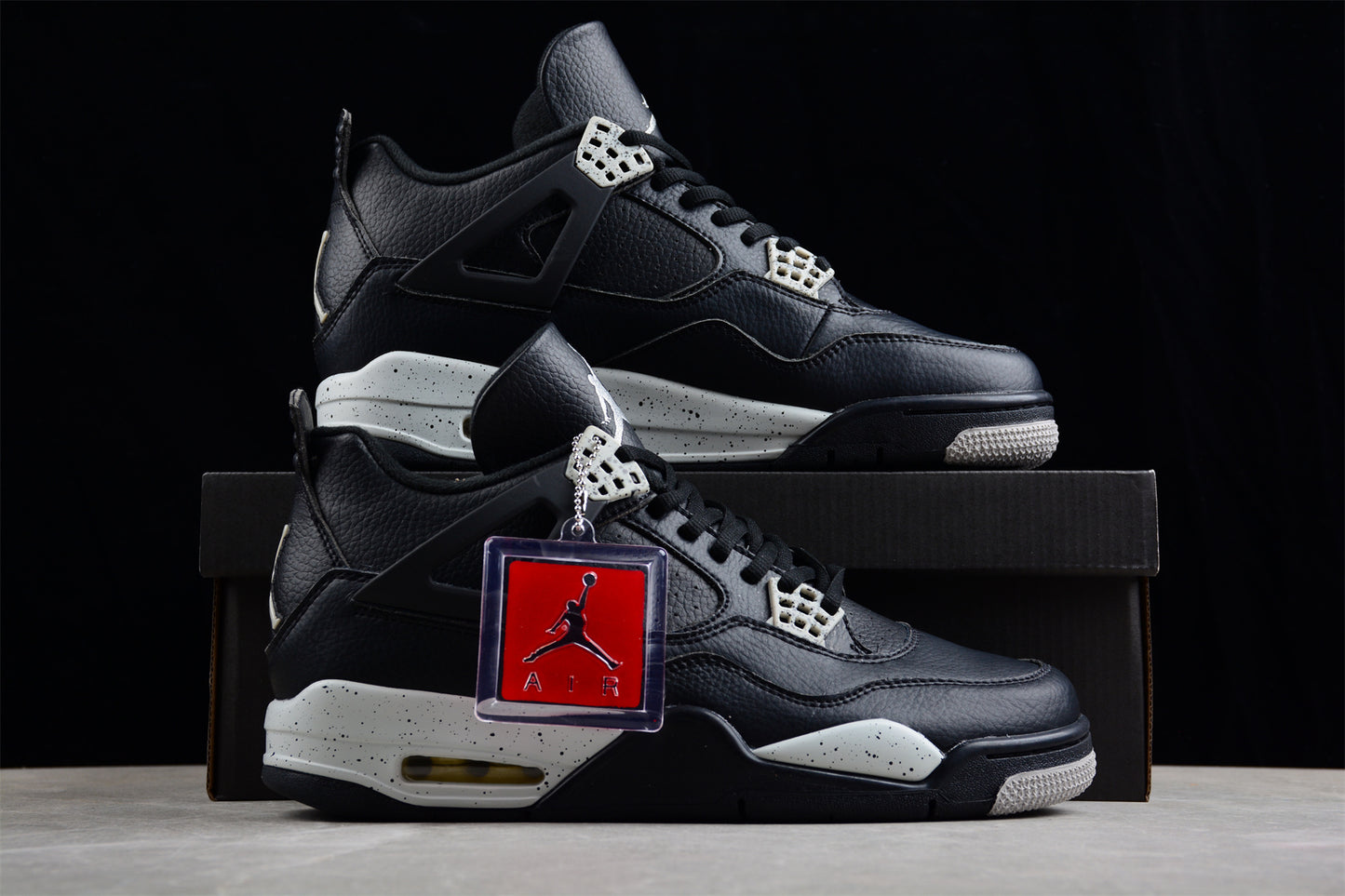 Air Jordan 4 Retro GS "Oreo" - Best Reps Website 2025
