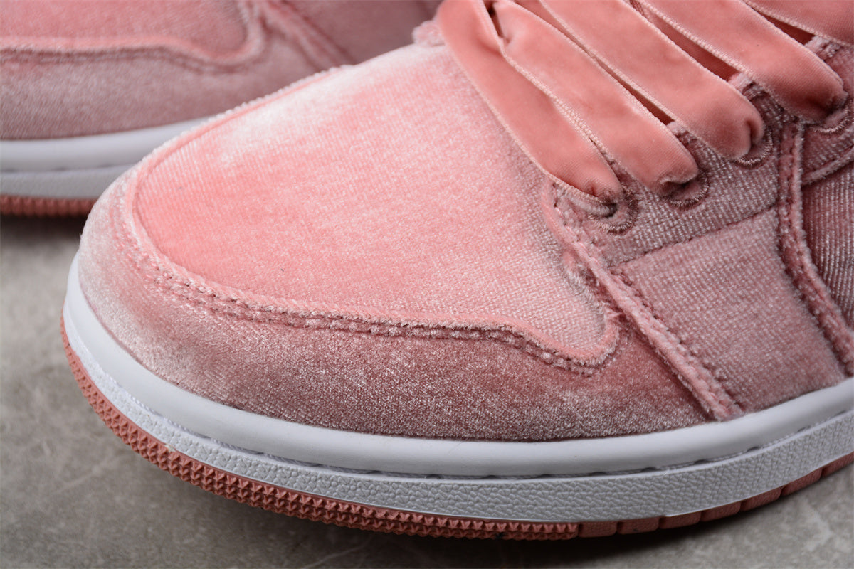 Air Jordan 1 Low "Pink Velvet"