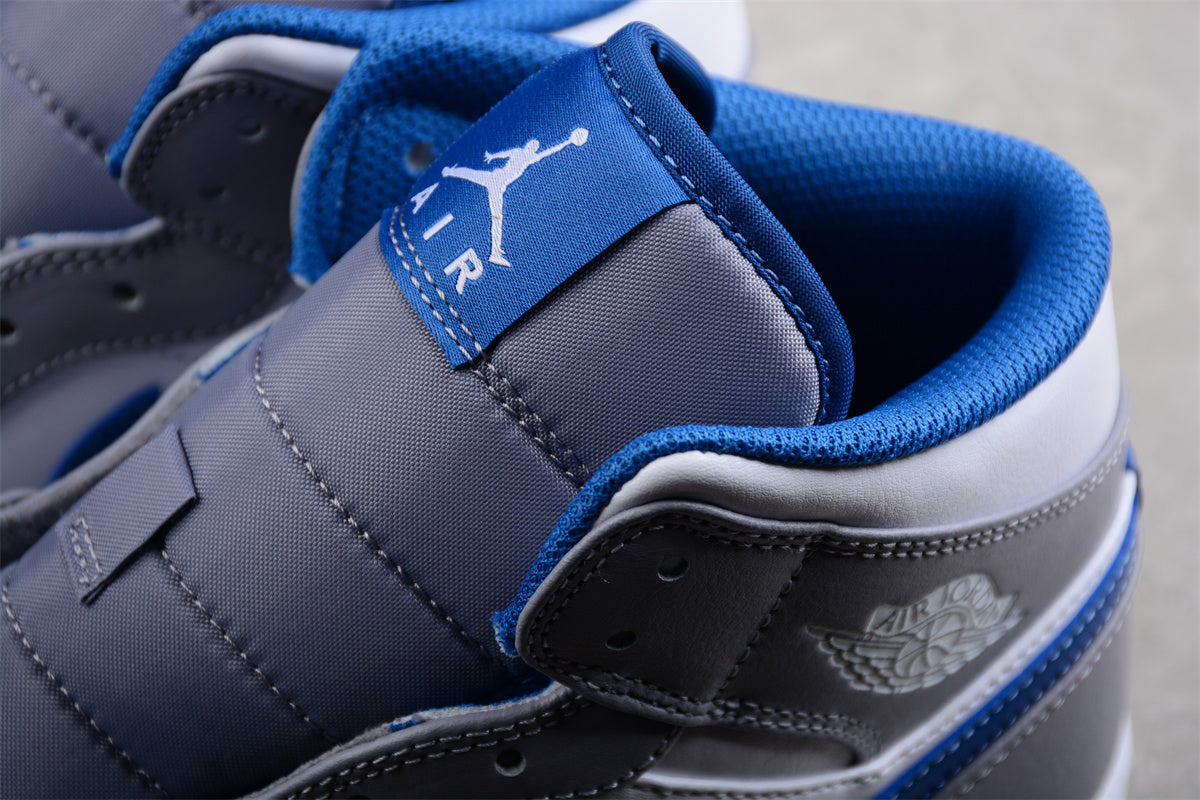 Air Jordan 1 Mid "True Blue"