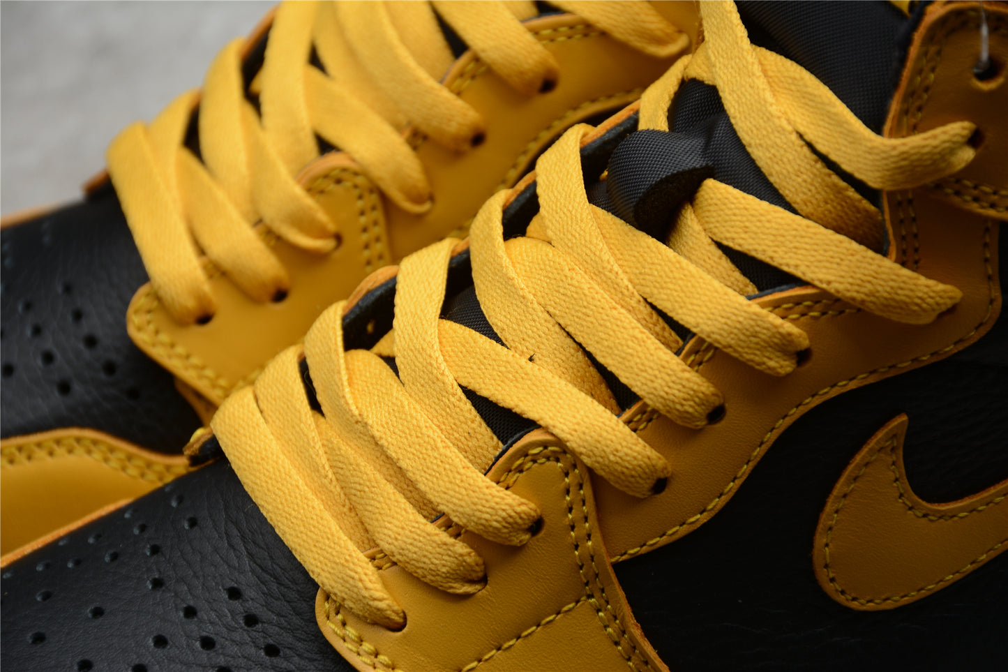 Air Jordan 1 High OG “Pollen” - Best Reps Website 2025
