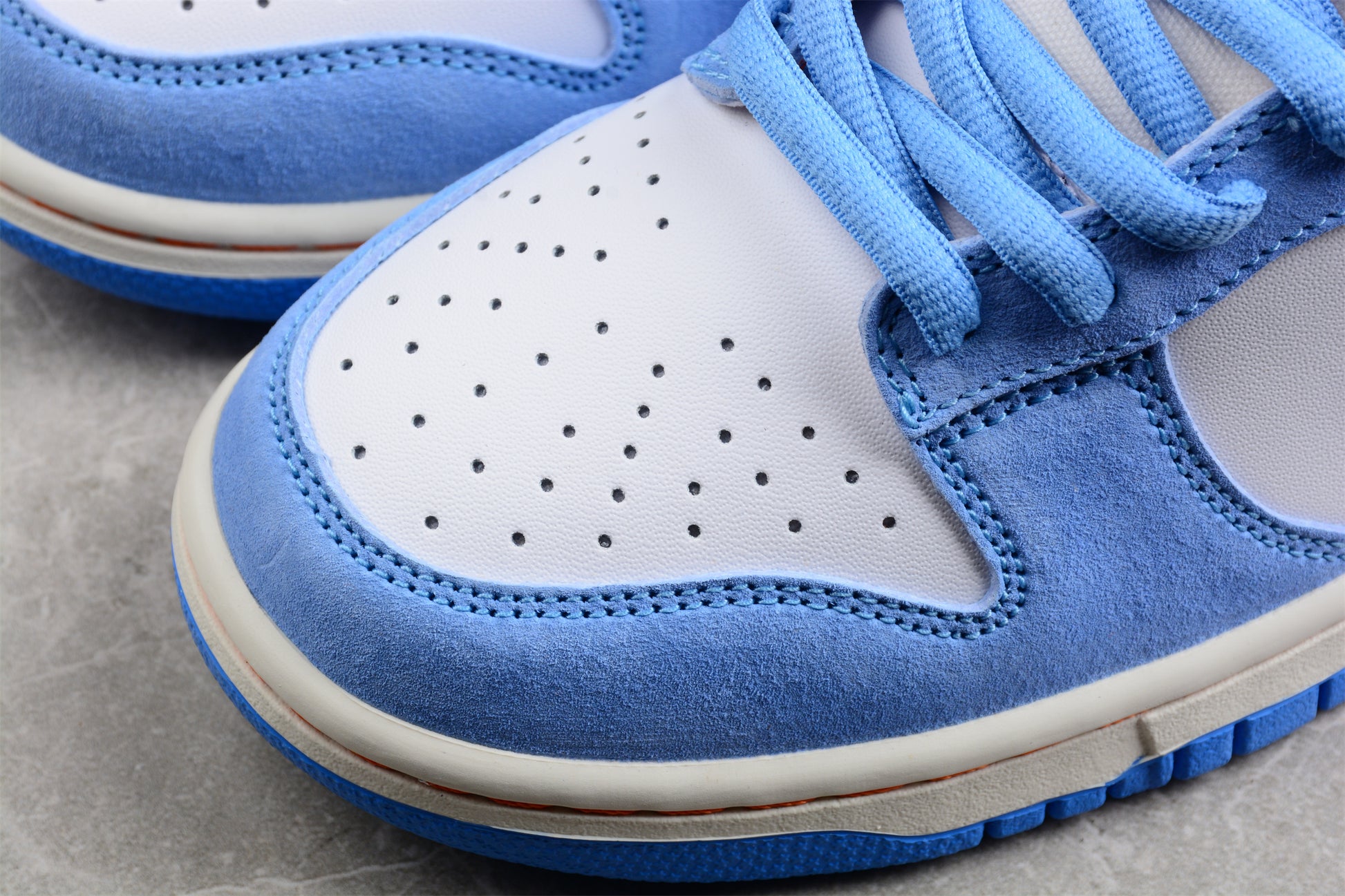 Otomo Katsuhiro x Nike SB Dunk Low "Steamboy OST" Blue
