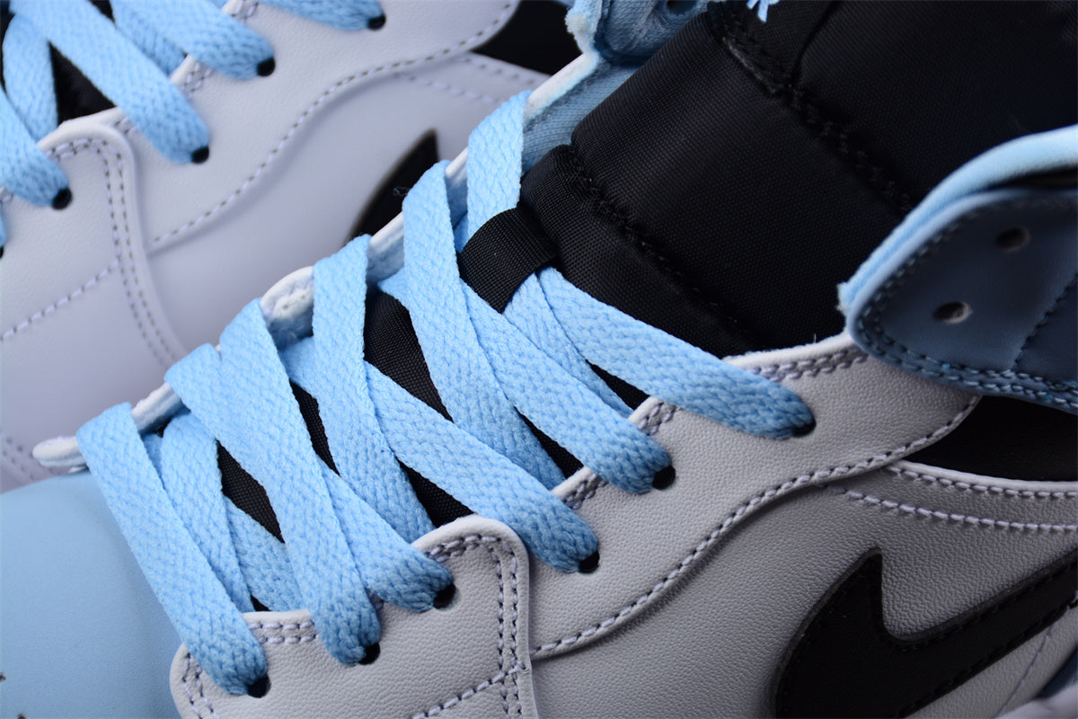 Air Jordan 1 Mid SE "Ice Blue"