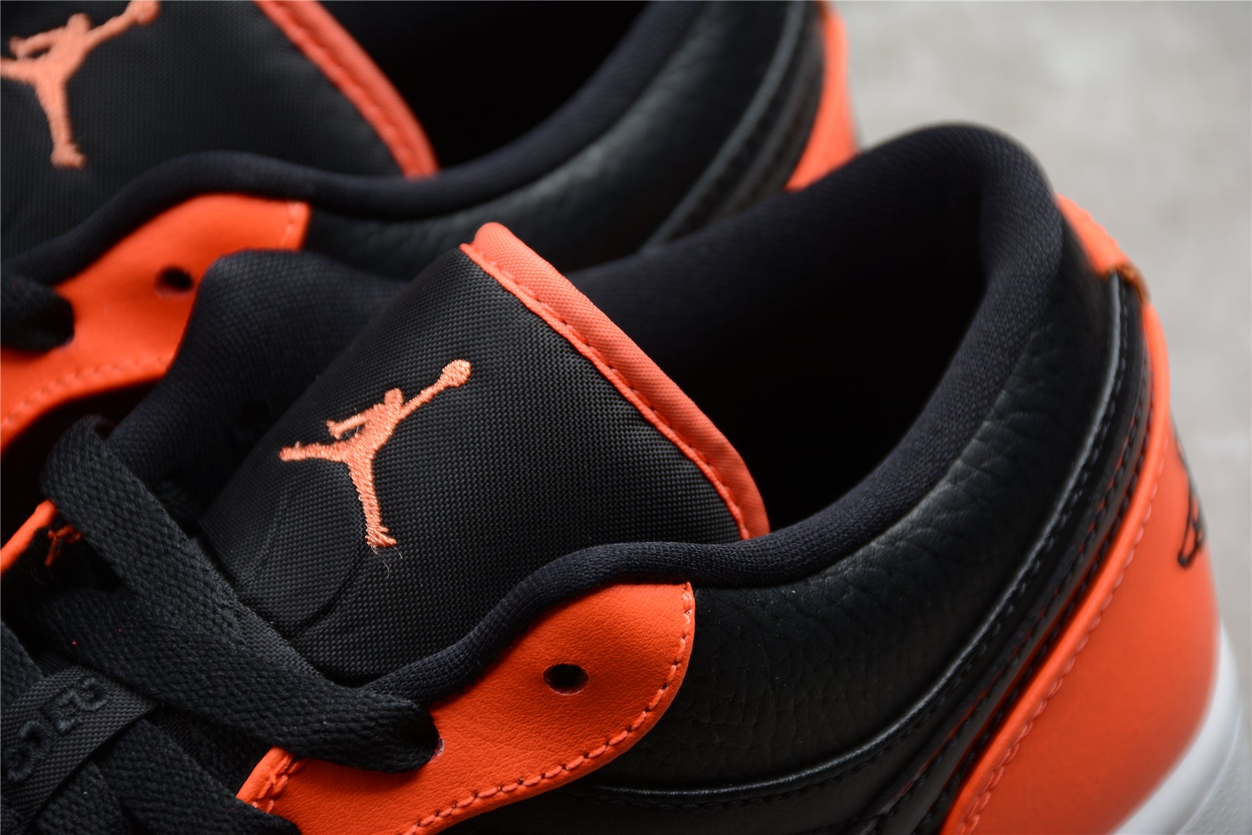 Air Jordan 1 Low SE “Black Orange”