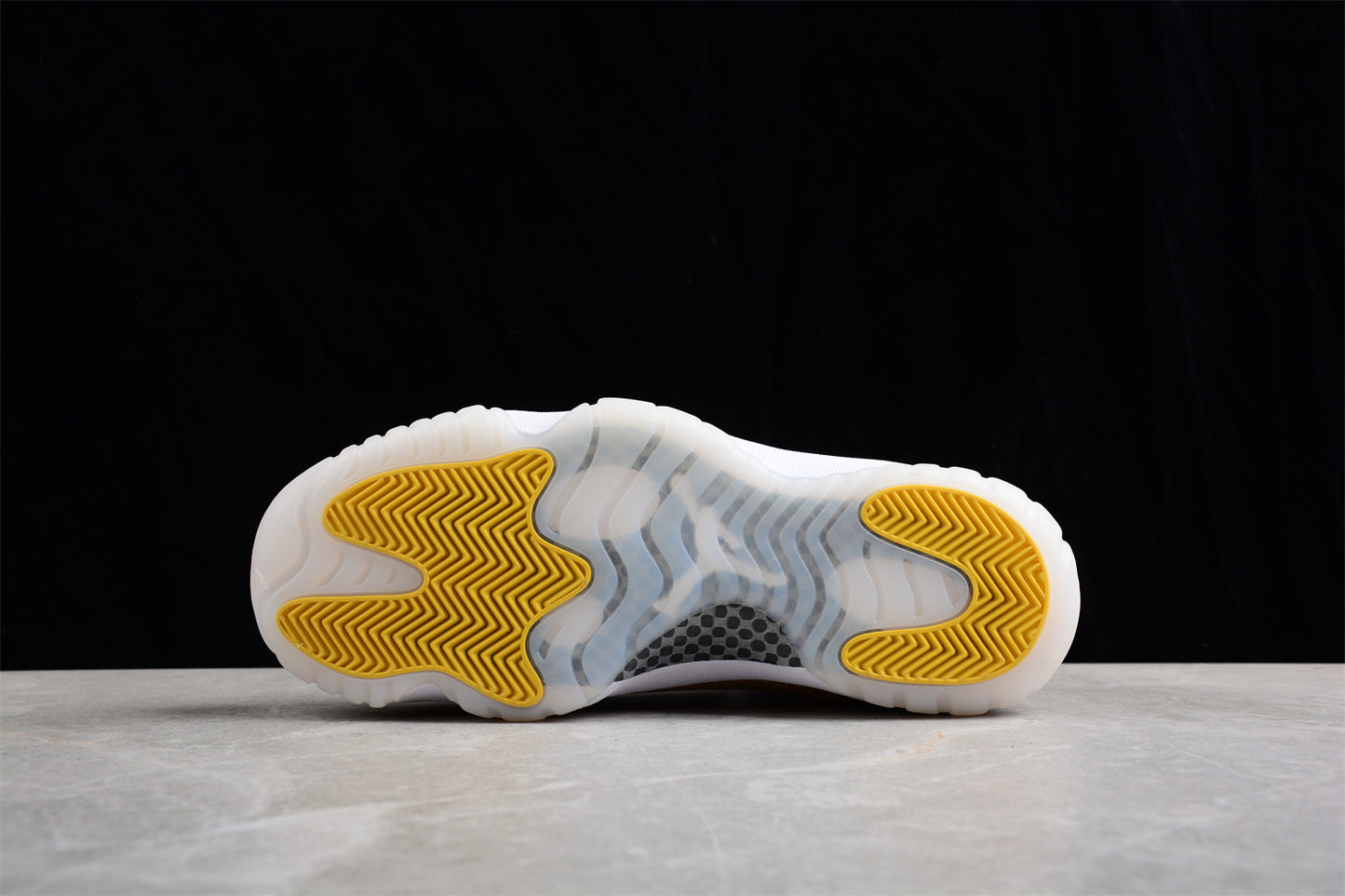 Air Jordan AJ11 Low SE "Yellow Snakeskin" - Best Reps Website 2025