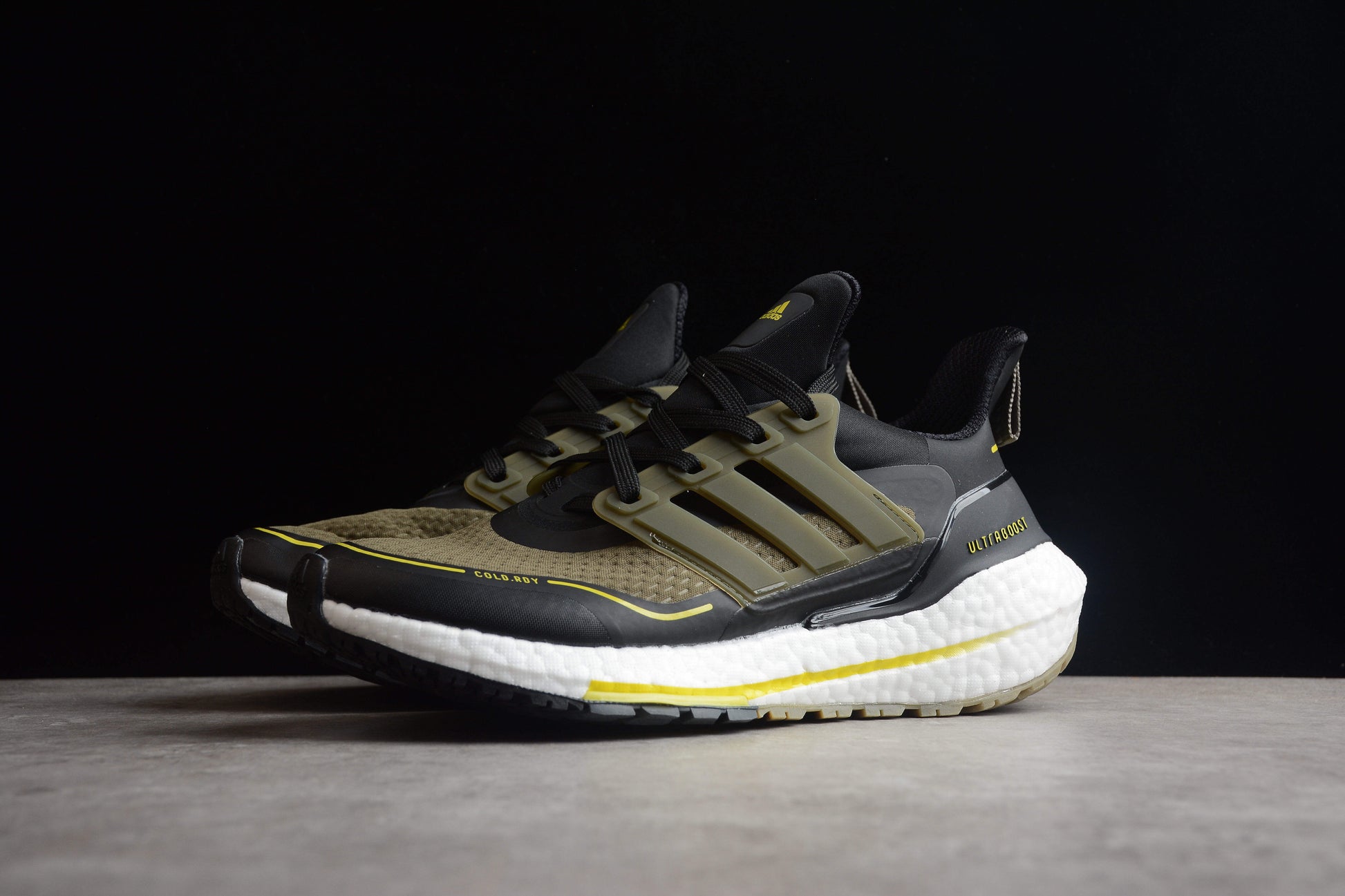 Adidas Ultraboost 21 COLD.RDY Running Shoes Black/Green