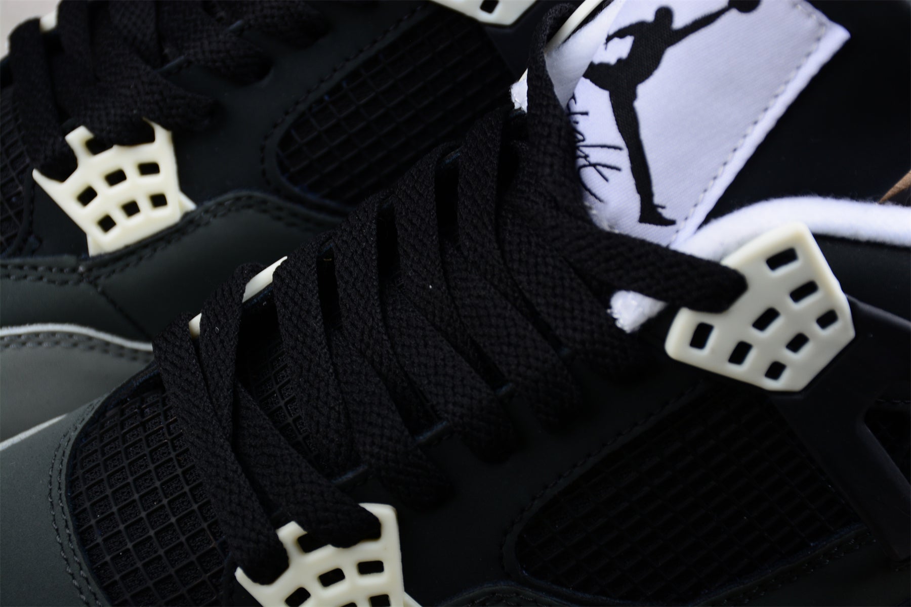 Air Jordan 4 "Georgetown" PE - Best Reps Website 2025