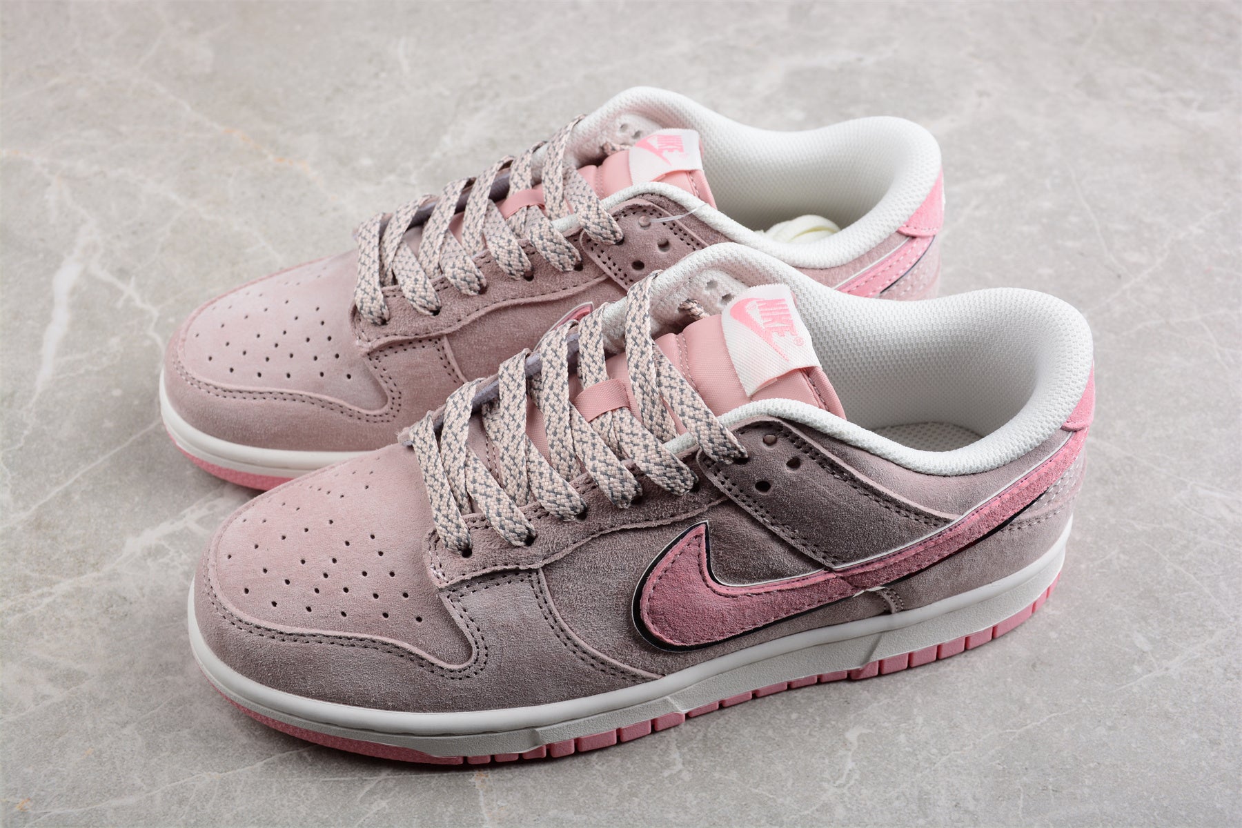 Otomo Katsuhiro x Nike SB Dunk Low "Steamboy OST" Pink - Best Reps Website 2025
