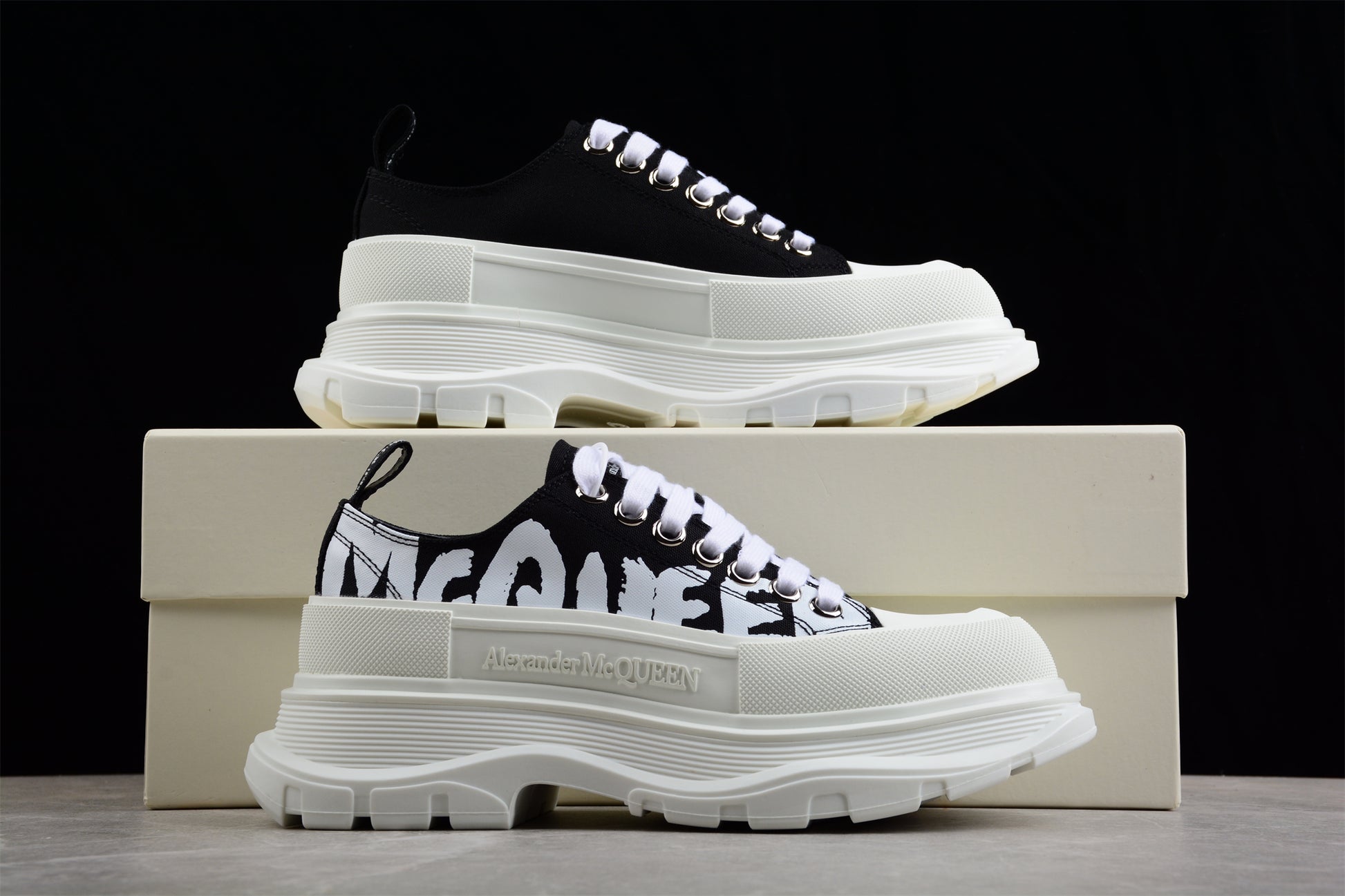 Alexander McQueen Tread Slick Low Lace-Up – Canvas Graffiti Black/White - Best Reps Website 2025