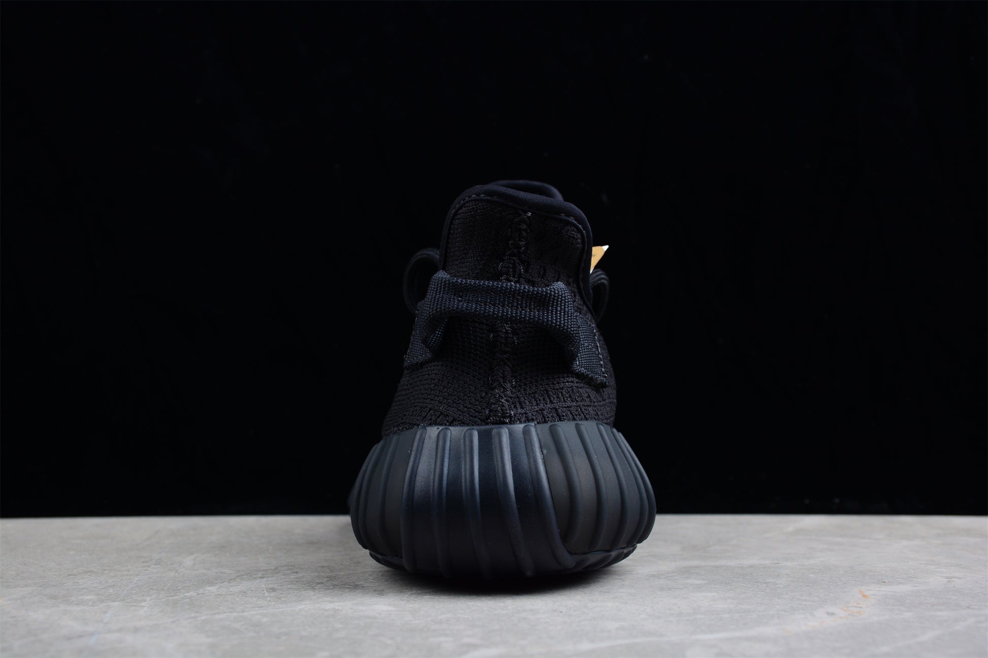 adidas Yeezy Boost 350 V2 "Onyx" - Best Reps Website 2025