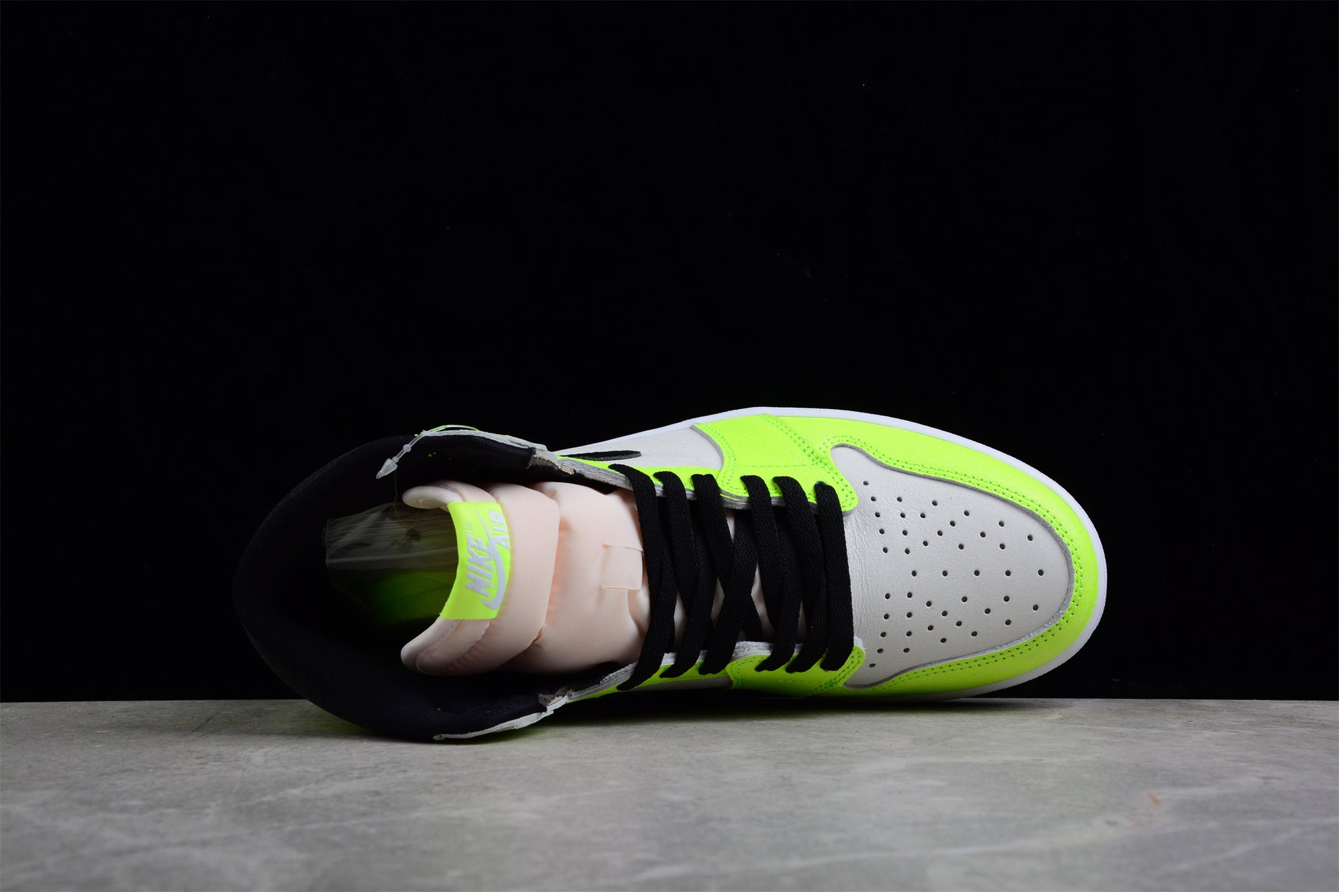Air Jordan 1 High OG "Volt" - Best Reps Website 2025
