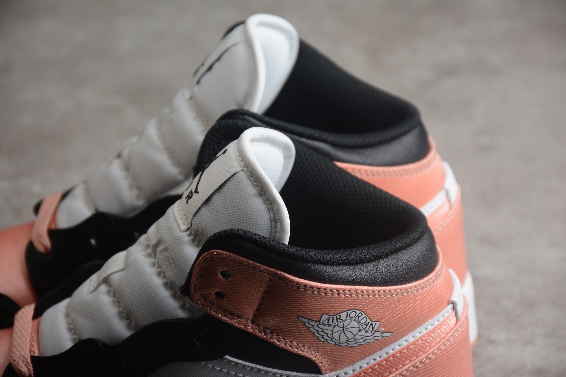 Air Jordan 1 Mid "Light Madder Root" (GS) - Best Reps Website 2025