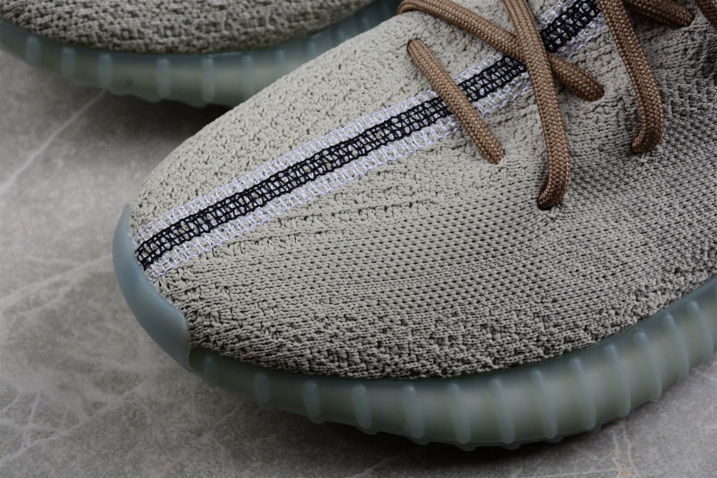 adidas Yeezy Boost 350 V2 - Best Reps Website 2025