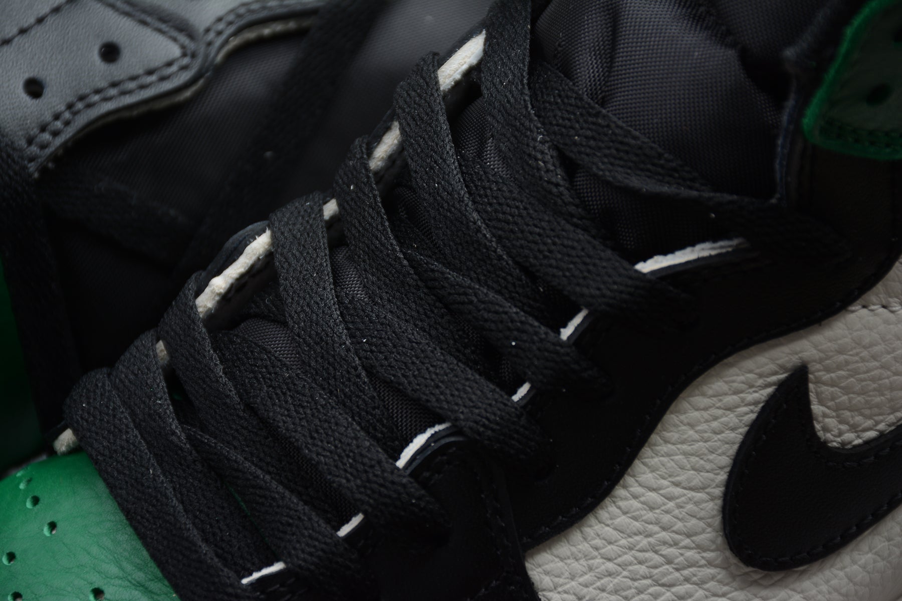 Air Jordan 1 Retro High OG 'Pine Green' - Best Reps Website 2025