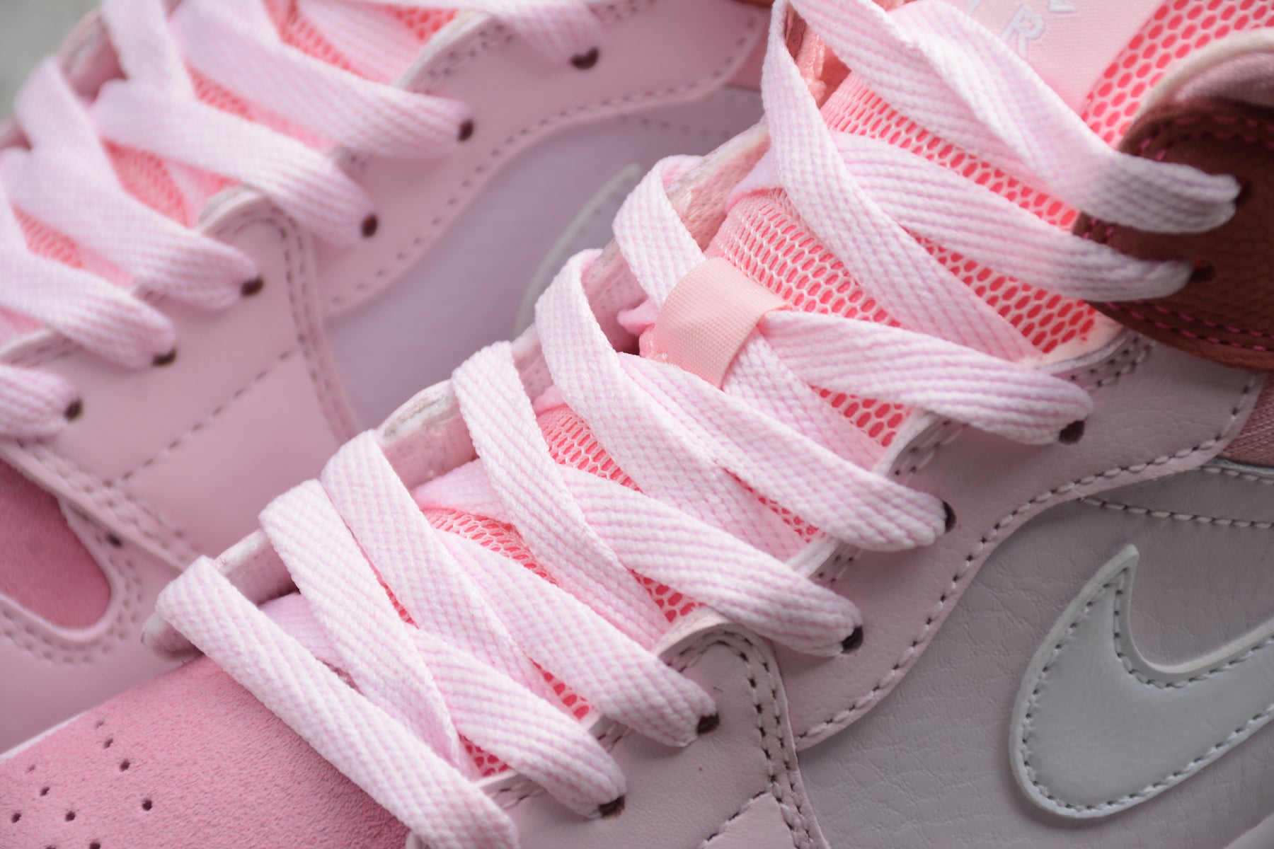 Air Jordan 1 Mid 'Digital Pink' - Best Reps Website 2025