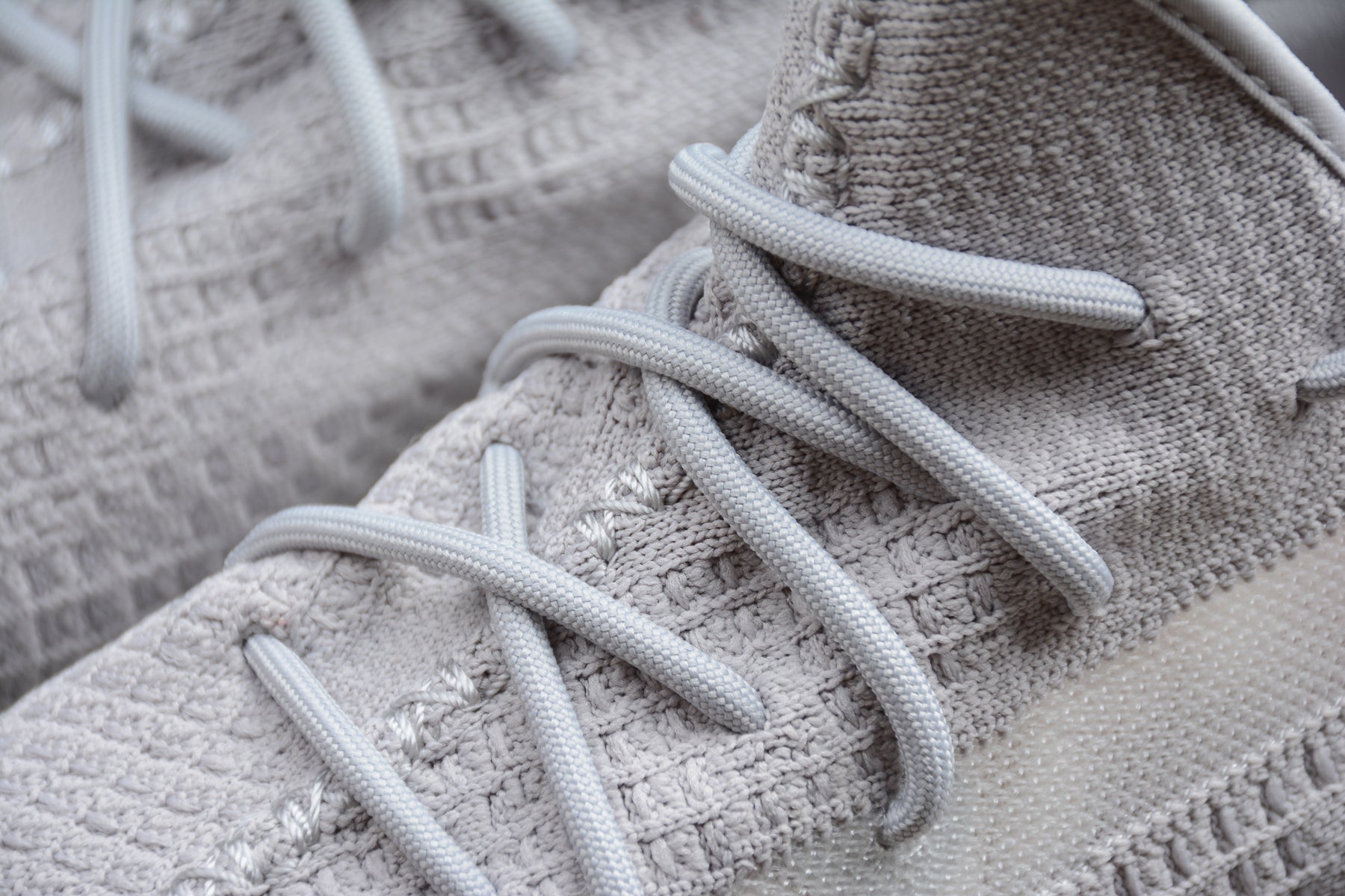 adidas Yeezy Boost 350 V2 “Tail Light” - Best Reps Website 2025