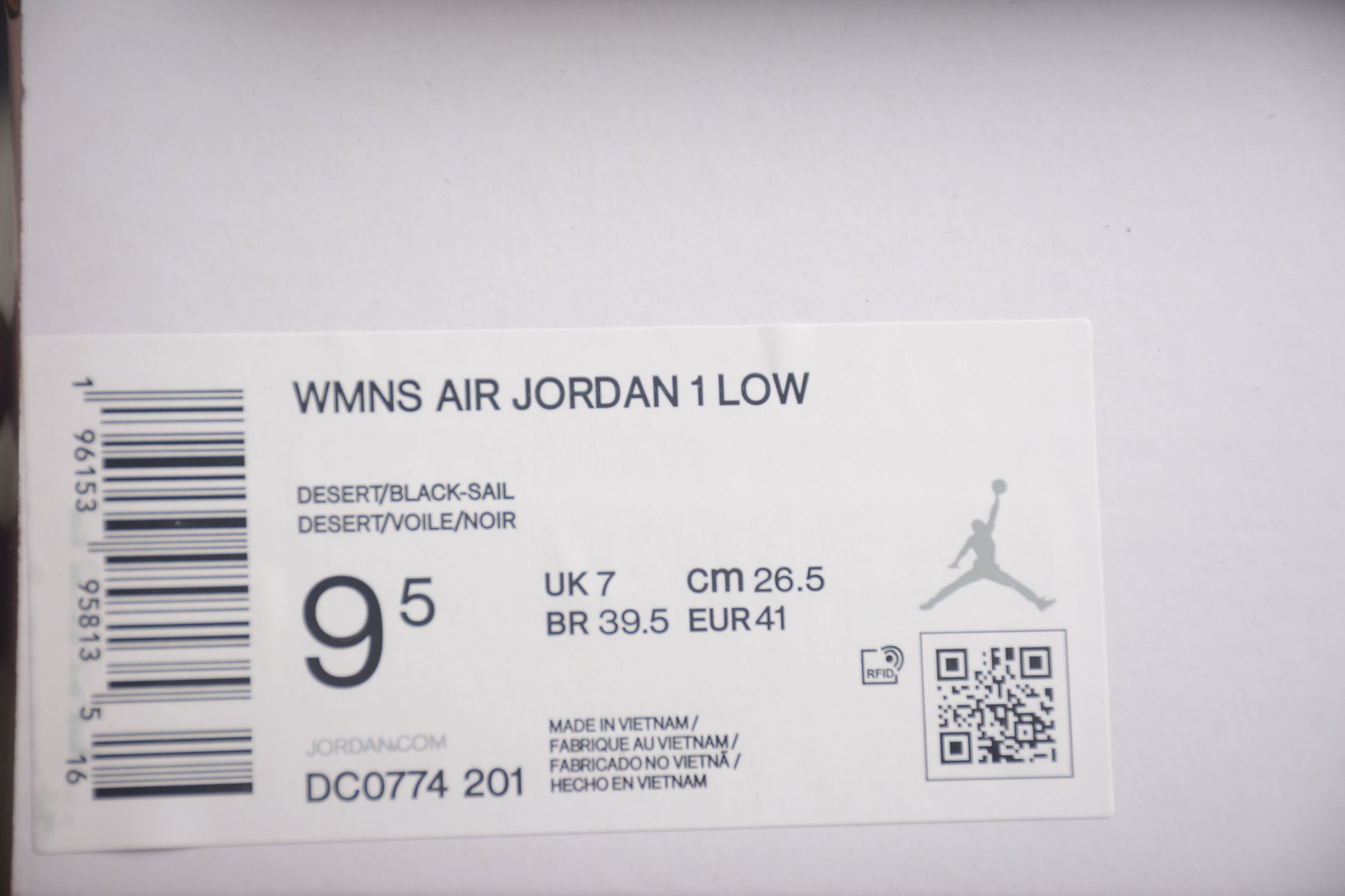 Air Jordan 1 Low "Desert"