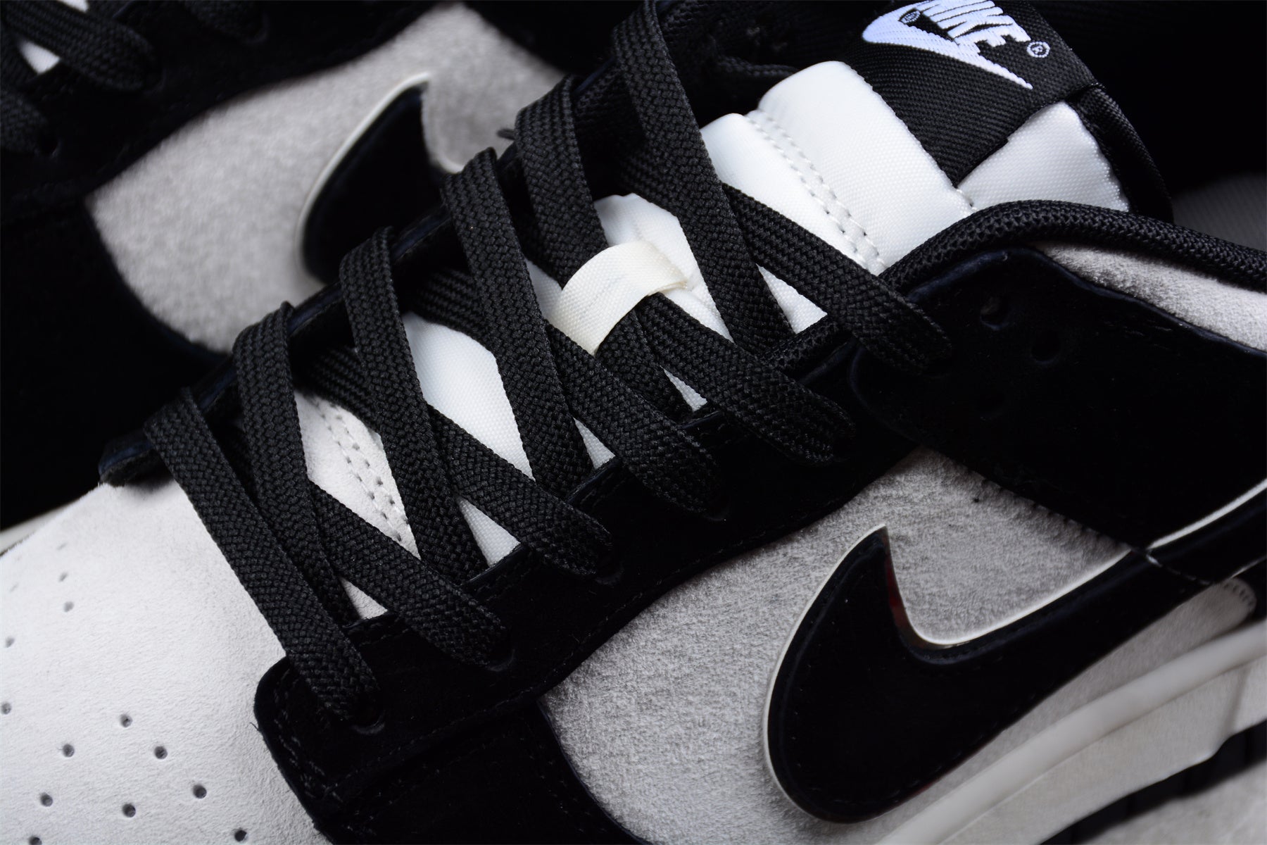 Nike SB Dunk Low "Panda" (ST1391-100] - Best Reps Website 2025